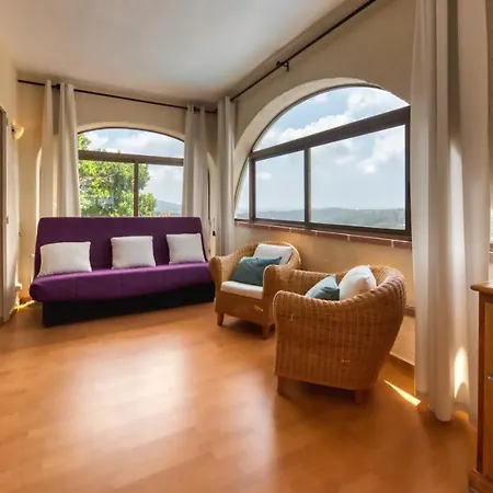 Montbarbat Sleeps 8 Pool Wifi *