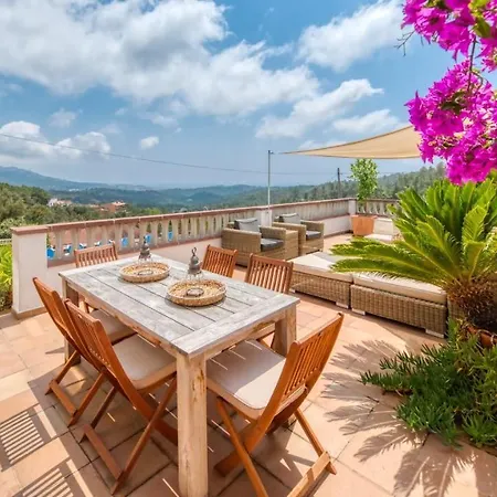 Montbarbat Sleeps 8 Pool Wifi فيلة يوريت دي مار